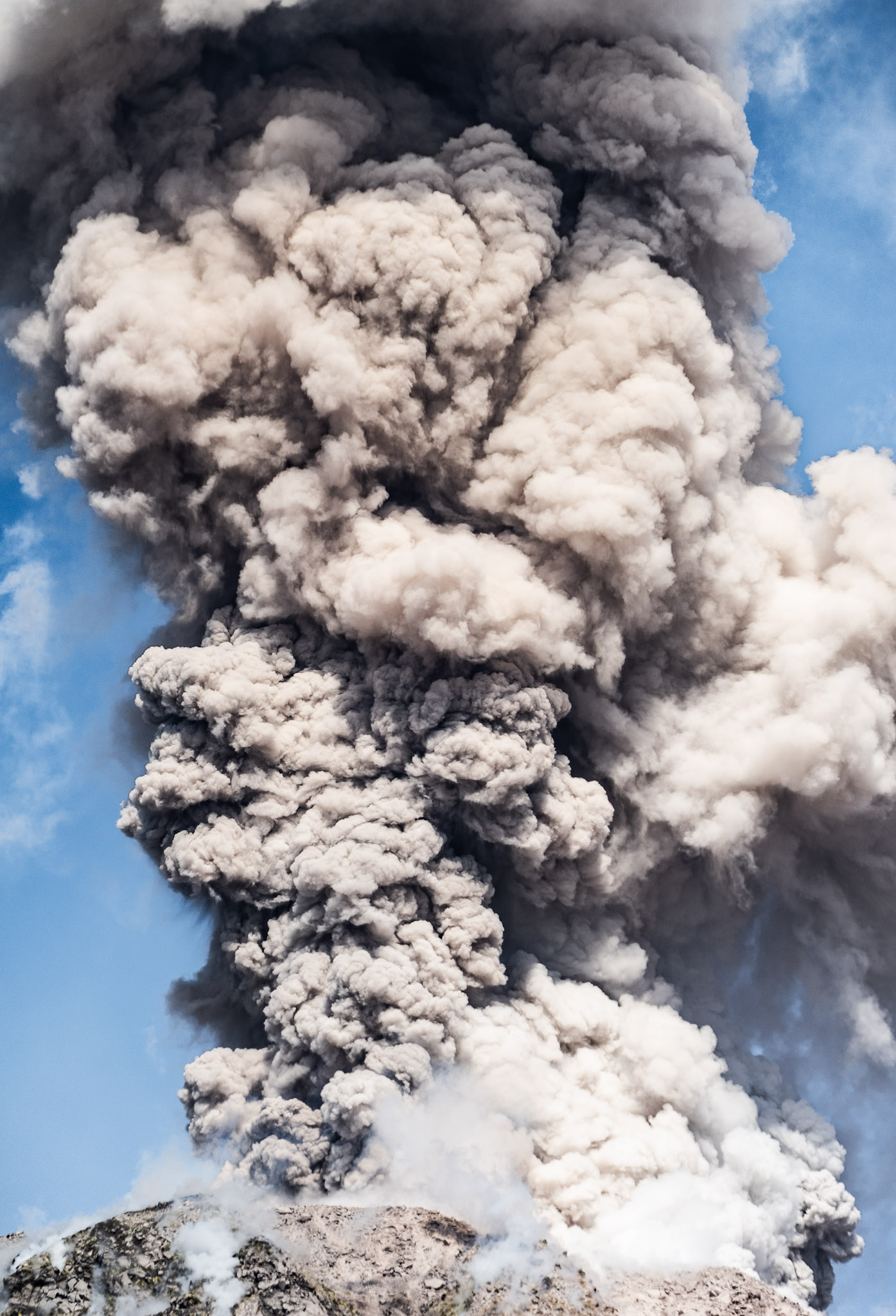 A powerful explosion from Santiaguito.