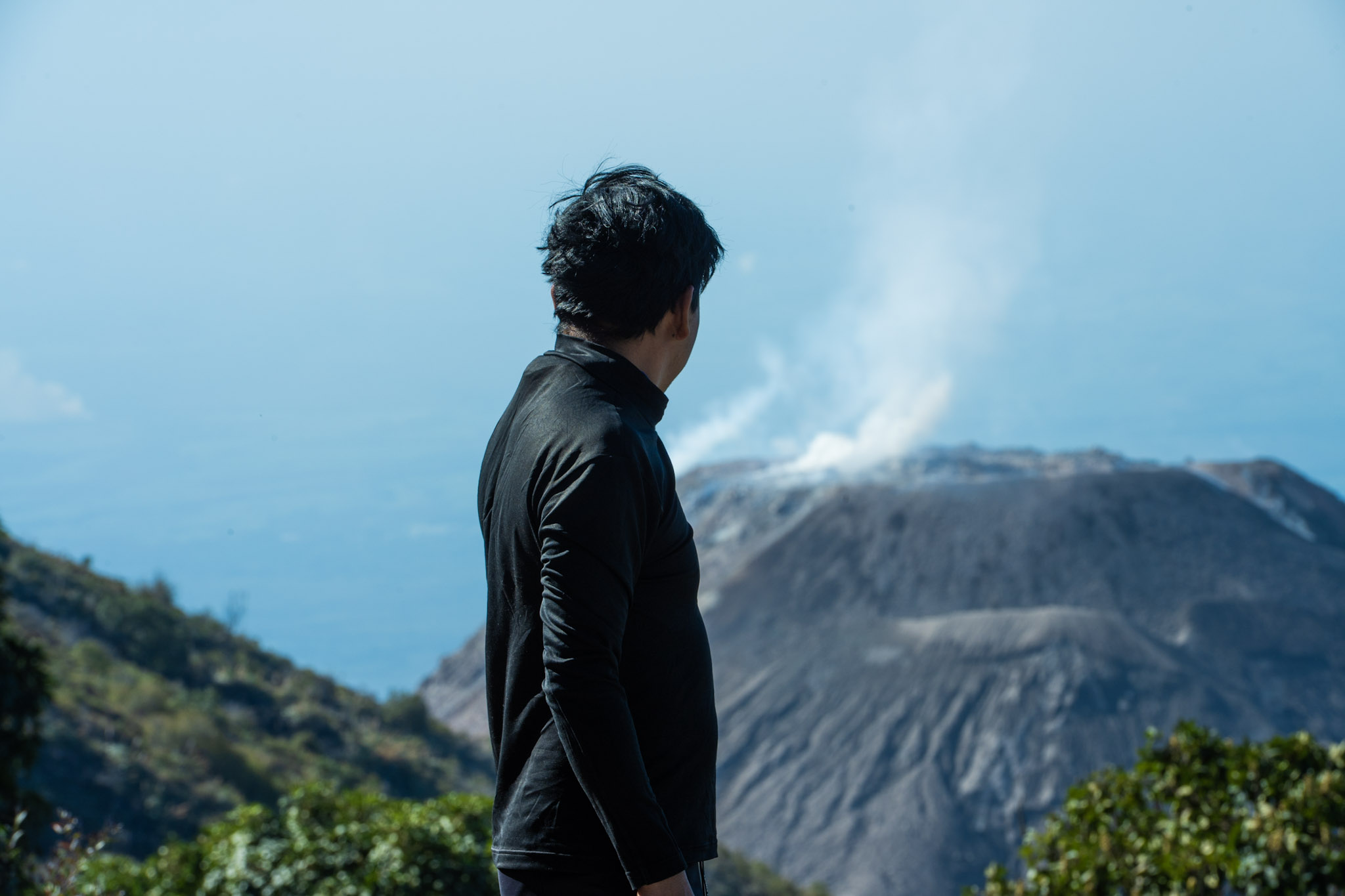 Hikers at the Santa María Eruption Mirador